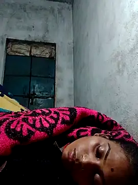 Snapshot of Rinki_malhotra chatting on December 2025 03:47:01 PM Rinki malhotra online show from December 2025 03:47:01 PM