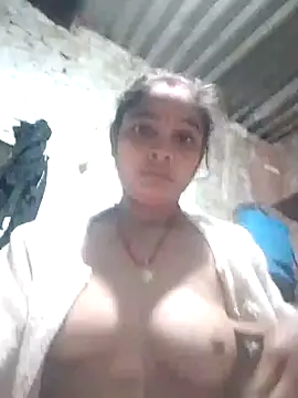 Snapshot of Rinki_malhotra chatting on January 2026 09:18:01 PM Rinki malhotra online show from January 2026 09:18:01 PM