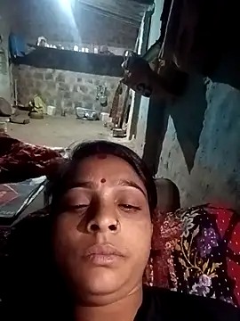 Snapshot of Rinki_malhotra chatting on February 2026 08:30:01 PM Rinki malhotra online show from February 2026 08:30:01 PM