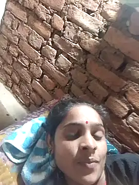 Snapshot of Rinki_malhotra chatting on January 2026 01:29:01 PM Rinki malhotra online show from January 2026 01:29:01 PM