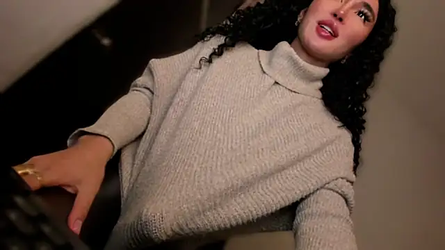 Snapshot of mxshemale_ladyboy chatting on October 2025 09:15:02 PM mxshemale ladyboy online show from October 2025 09:15:02 PM