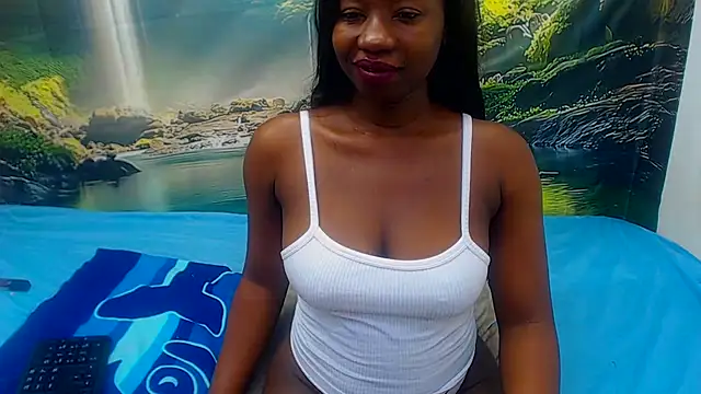 PetiteDiamondxxX online show from May 2026 04:48:02 PM