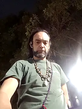 Snapshot of vladopen chatting on December 2025 12:00:02 AM vladopen online show from December 2025 12:00:02 AM