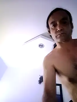 Snapshot of vladopen chatting on February 2026 05:38:01 AM vladopen online show from February 2026 05:38:01 AM