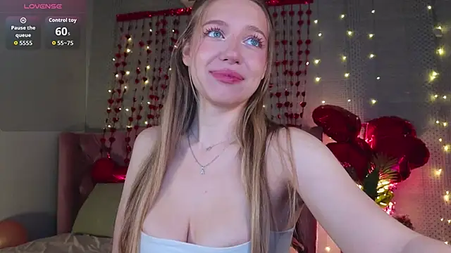 Snapshot of _friendlyfire chatting on February 2026 05:19:01 AM friendlyfire online show from February 2026 05:19:01 AM