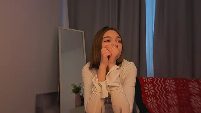 Leyla crsh online show from February 2026 05:05:02 AM