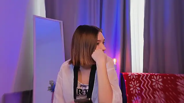 Leyla crsh online show from February 2026 05:15:01 AM