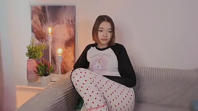 Leyla crsh online show from February 2026 05:36:02 AM