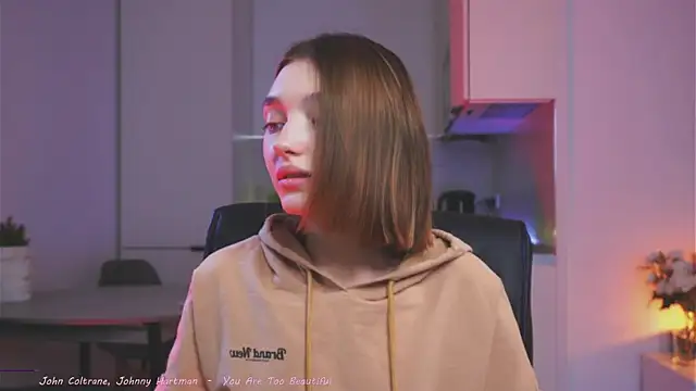 Leyla crsh online show from April 2026 07:45:01 AM