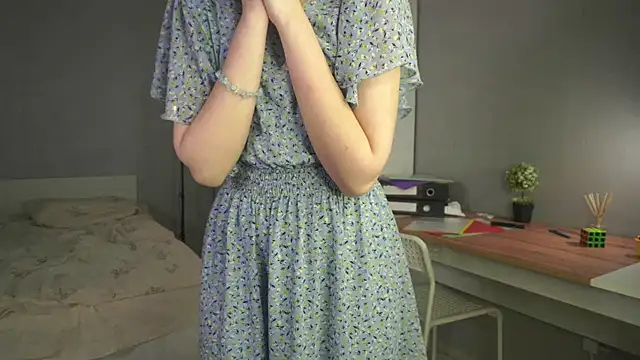 Leyla crsh online show from May 2026 05:13:01 AM