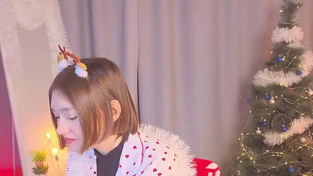 Leyla crsh online show from December 2025 05:07:02 AM