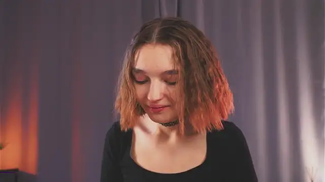 Leyla crsh online show from March 2026 04:57:01 AM