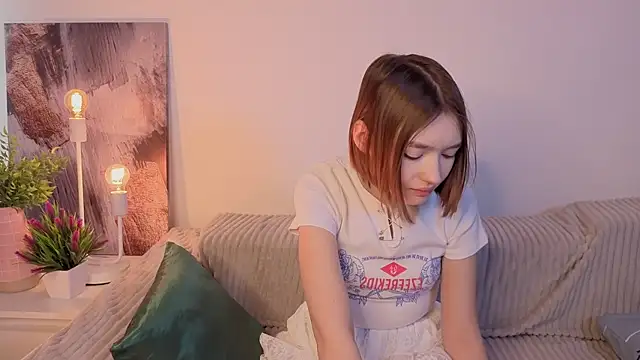 Leyla crsh online show from February 2026 05:14:02 AM