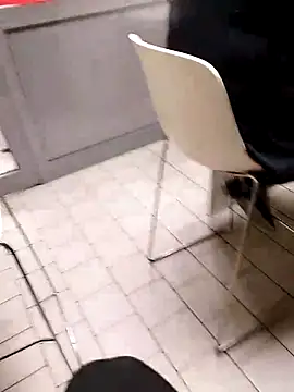 lojza133 online show from December 2025 06:16:01 AM