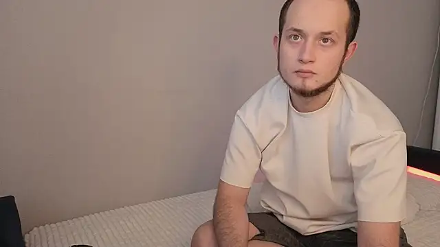 Pearl couple online show from March 2026 09:13:01 AM