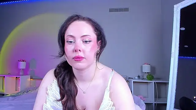 AlbaLimory online show from May 2026 01:20:02 PM
