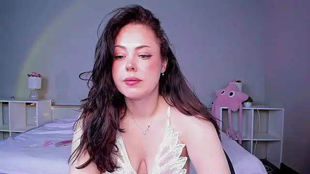 AlbaLimory online show from April 2026 01:14:02 PM