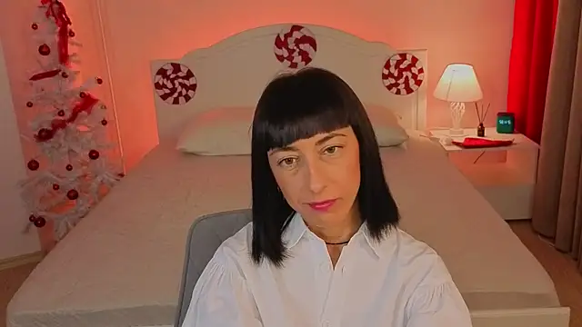 Snapshot of Ministerelia chatting on December 2025 02:33:01 PM Ministerelia online show from December 2025 02:33:01 PM