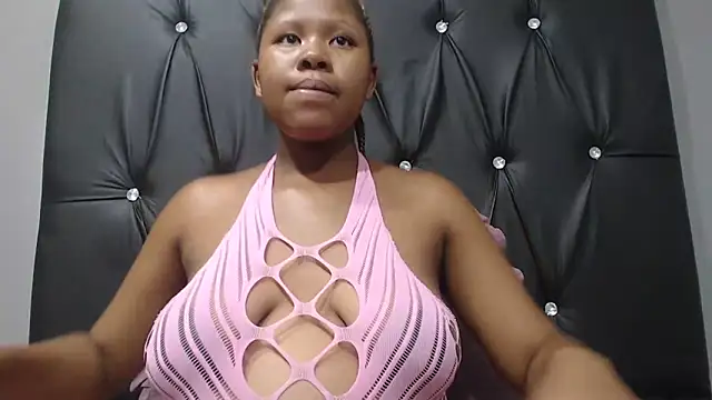 TemptingCloeXx online show from February 2026 07:36:01 PM