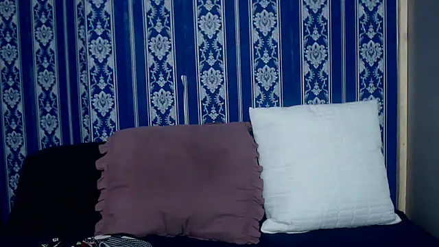 TemptingCloeXx online show from February 2026 06:18:02 PM