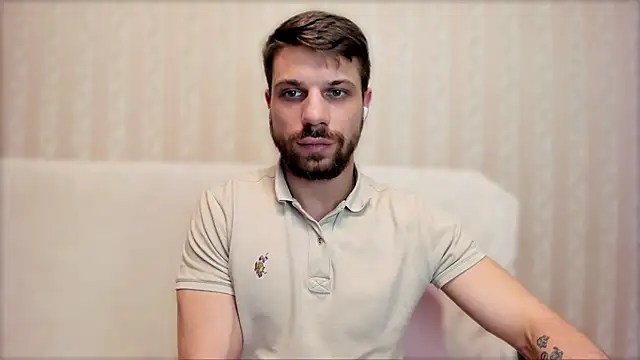 Tony Wolf online show from April 2026 08:48:02 PM