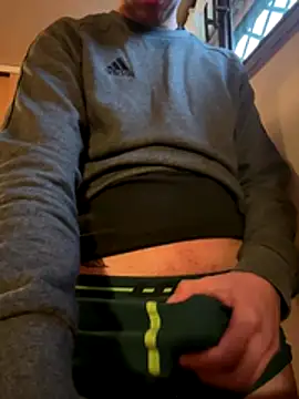 Snapshot of Lorenzo2300 chatting on December 2025 02:23:01 PM Lorenzo2300 online show from December 2025 02:23:01 PM