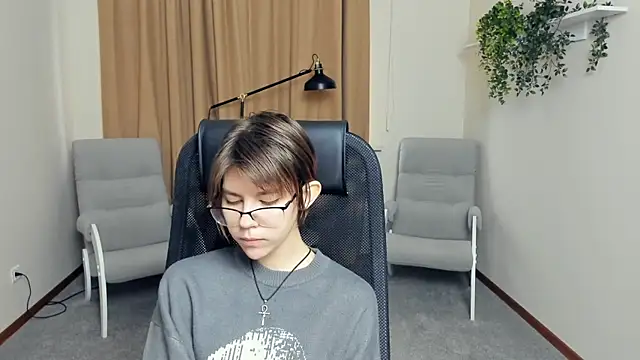 LeoneKonma online show from December 2025 09:03:01 AM