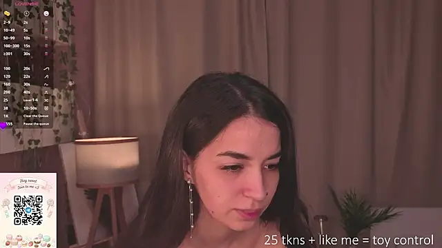 Snapshot of EmmyNoel chatting on April 2026 07:09:02 PM EmmyNoel online show from April 2026 07:09:02 PM