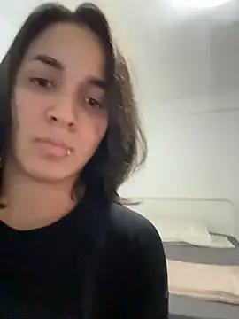 Snapshot of MiaMorenoo chatting on January 2026 05:27:01 PM MiaMorenoo online show from January 2026 05:27:01 PM