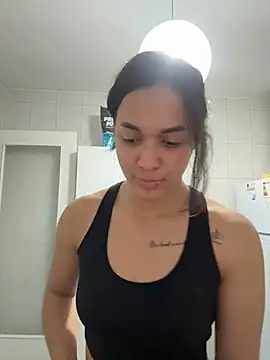 Snapshot of MiaMorenoo chatting on February 2026 05:21:01 PM MiaMorenoo online show from February 2026 05:21:01 PM