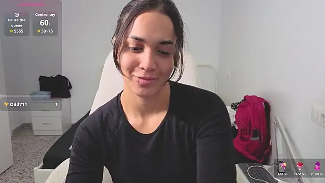 Snapshot of MiaMorenoo chatting on January 2026 06:33:01 PM MiaMorenoo online show from January 2026 06:33:01 PM