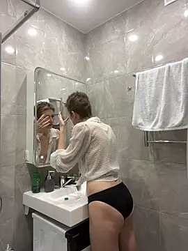 Sensual Flower online show from February 2026 07:28:01 AM