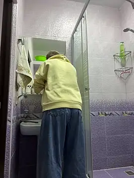 Snapshot of Sensual_Flower chatting on March 2026 07:19:01 AM Sensual Flower online show from March 2026 07:19:01 AM