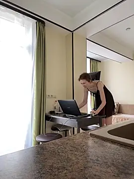 Snapshot of Sensual_Flower chatting on April 2026 07:48:01 AM Sensual Flower online show from April 2026 07:48:01 AM