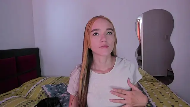 CRISTAL T2 online show from March 2026 08:24:01 PM