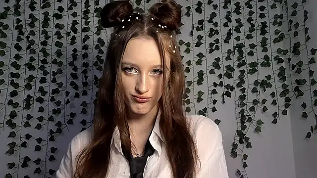 LisaBoddy online show from February 2026 12:37:01 PM