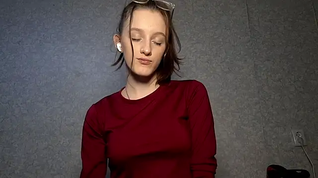 LisaBoddy online show from December 2025 11:48:02 AM