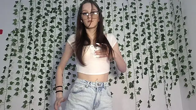 LisaBoddy online show from February 2026 02:04:02 PM