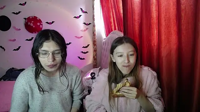 Briar y Blair online show from April 2026 04:57:02 PM