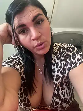 sophie-honey online show from February 2026 02:39:01 PM