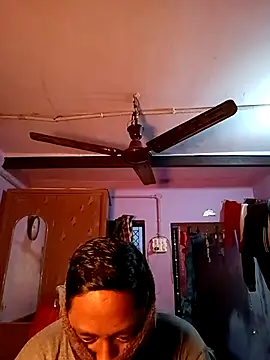 Caterosee online show from December 2025 08:33:02 PM