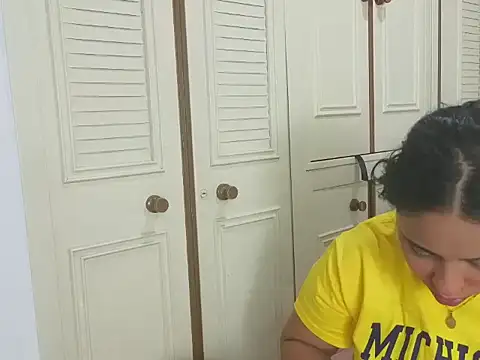 Valery  lovex online show from April 2026 12:17:01 AM