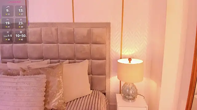 ZaraVesari online show from February 2026 07:33:01 PM