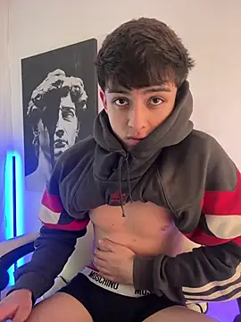 lian fooxx online show from March 2026 03:52:01 AM