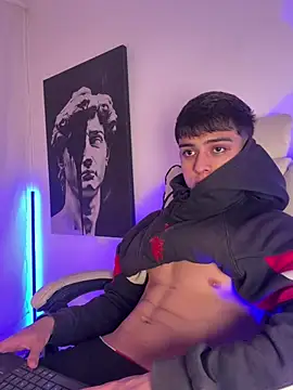 lian fooxx online show from February 2026 04:01:01 AM