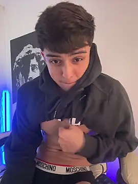 lian fooxx online show from April 2026 04:30:01 AM