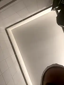 Melody39 online show from December 2025 01:20:02 AM