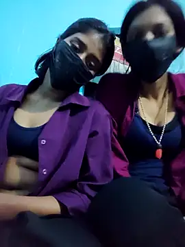 Snapshot of Aaradhya-Rani chatting on December 2025 11:56:01 AM Aaradhya-Rani online show from December 2025 11:56:01 AM