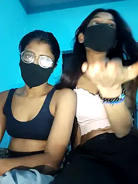 Snapshot of Aaradhya-Rani chatting on February 2026 07:24:01 PM Aaradhya-Rani online show from February 2026 07:24:01 PM