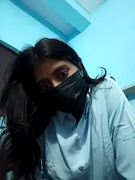 Snapshot of Aaradhya-Rani chatting on December 2025 11:03:01 AM Aaradhya-Rani online show from December 2025 11:03:01 AM